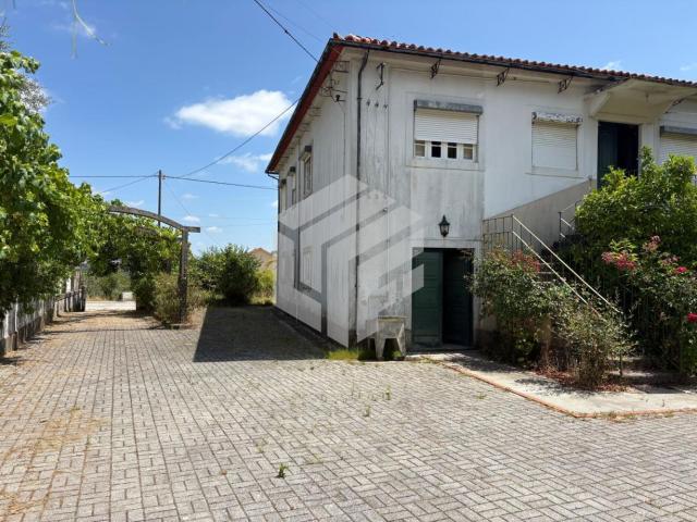Casa venda em Vila do Mato, Tábua
