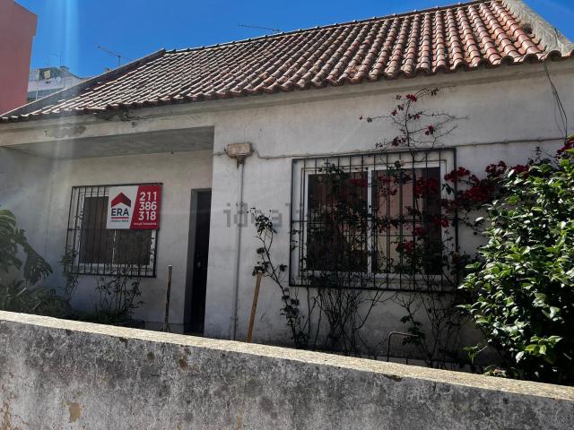Casa venda em Encosta do Sol, Amadora