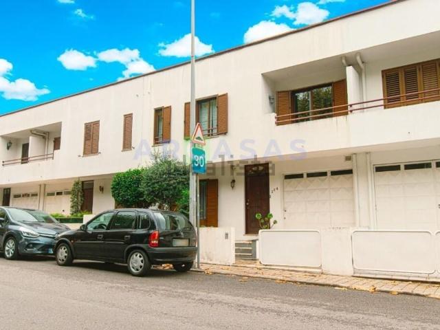 Casa venda em Saibreiras, Valongo