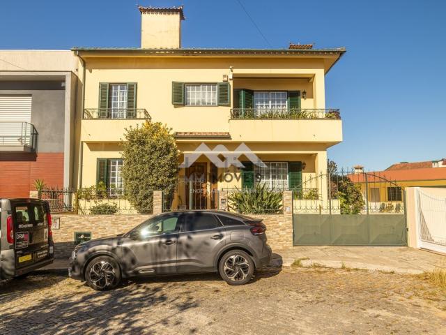 Casa venda em Bela, Valongo