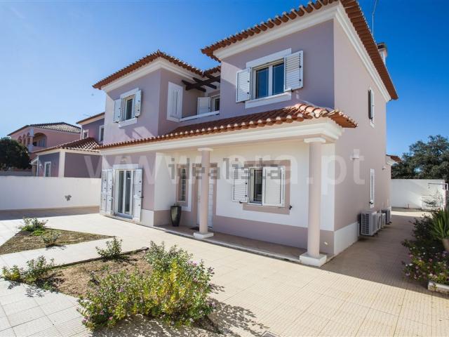 Casa venda em Santiago Do Cacém, Setúbal