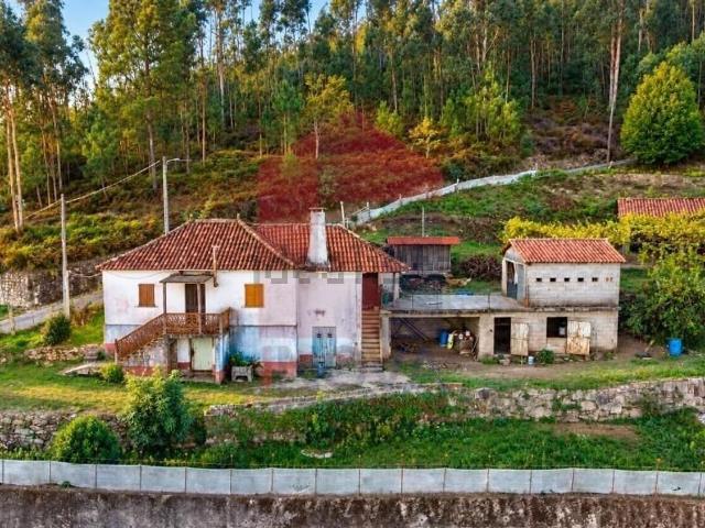 Casa venda em Escariz (São Mamede) e Escariz (São Martinho), Vila Verde