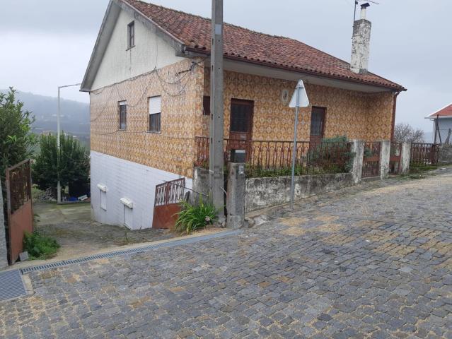 Casa venda em Escudeiros e Penso (Santo Estêvão e São Vicente), Braga