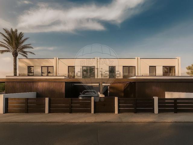 Casa venda em Praia de Esmoriz, Ovar