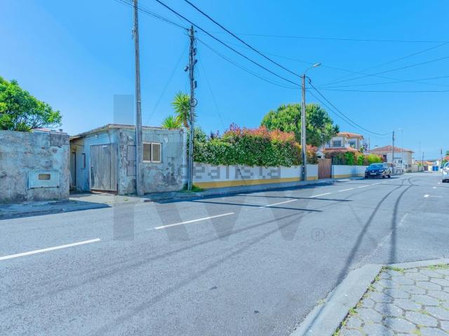 Propriedade venda em Esmoriz, Bairro de Santa Luzia