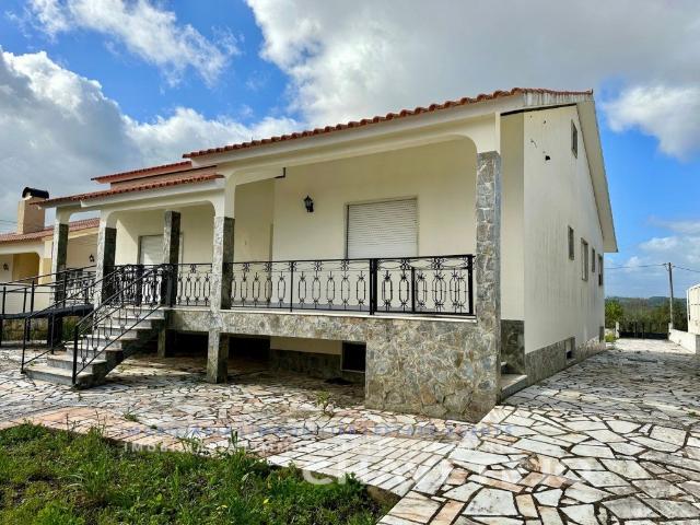 Vivenda venda em Tomar, Santarém