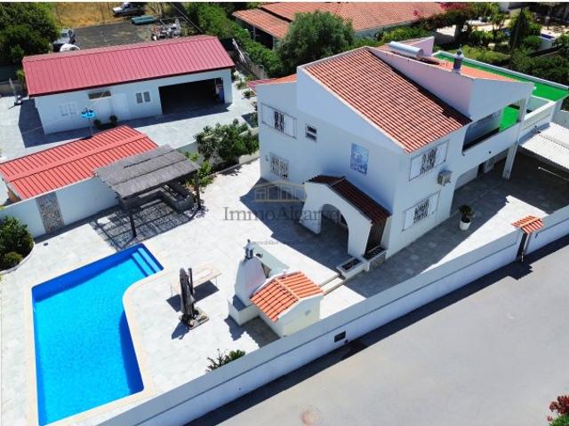 Casa venda em Ferreiras, Lagoas