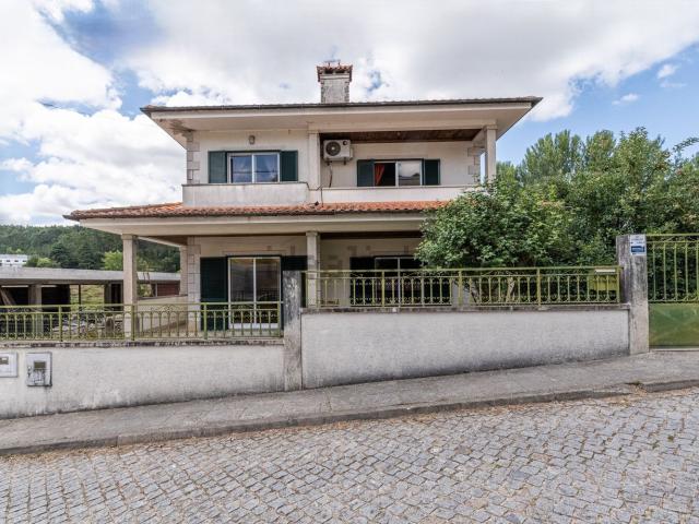 Casa venda em Este (São Pedro e São Mamede), Braga