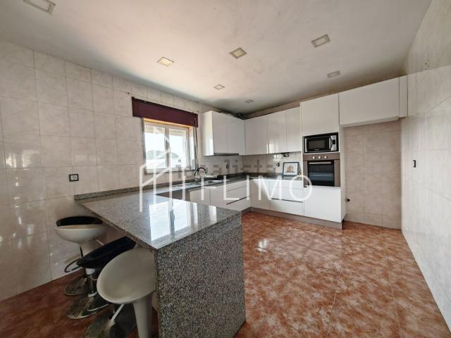 Casa venda em A Ver-o-mar, Porto