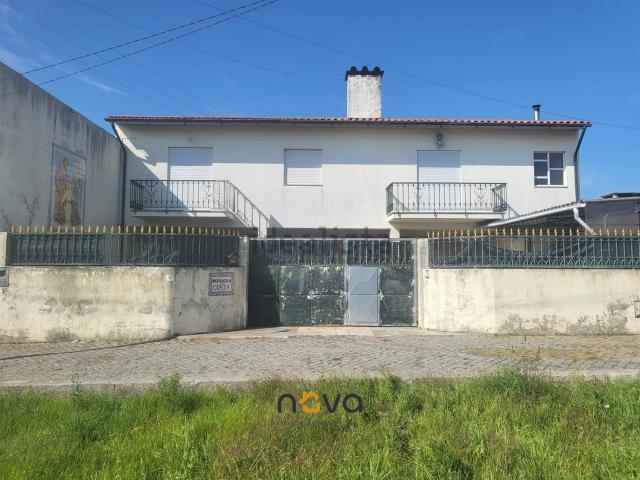 Casa venda em A Ver-o-mar, Porto