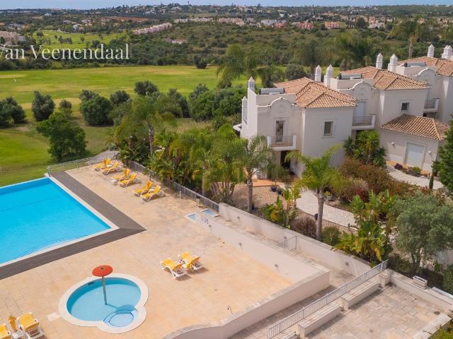Casa venda em Estômbar, Faro