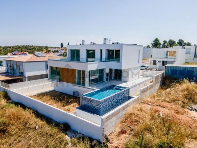 Casa venda em Estômbar, Faro