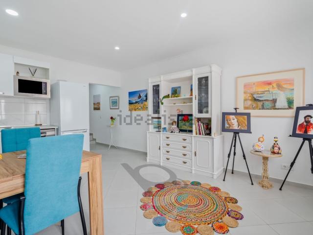 Casa venda em Estômbar, Faro