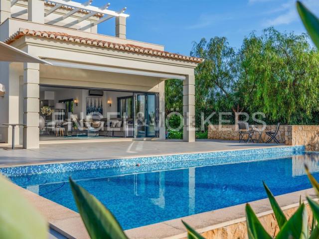 Casa venda em Estômbar, Faro