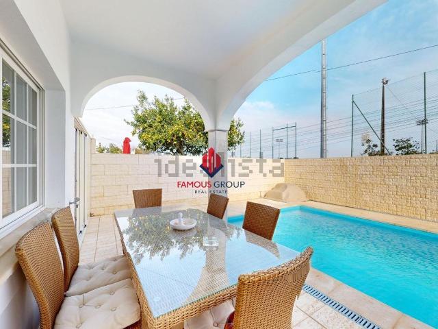 Casa venda em Lagoa, Faro