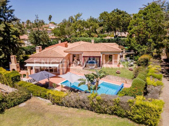 Casa venda em Estômbar, Faro