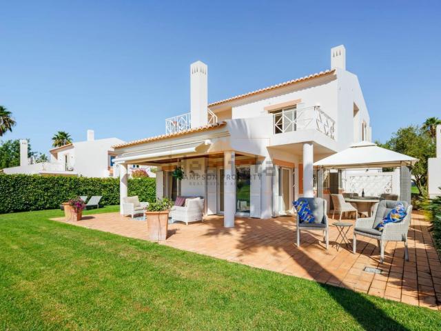 Casa venda em Estômbar, Faro