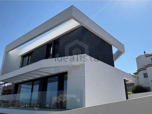 Casa venda em Estômbar, Faro