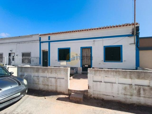 Casa venda em Calvário, Estômbar e Parchal