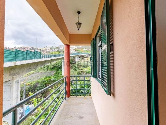 Casa venda em Estreito de Câmara de Lobos, Câmara De Lobos