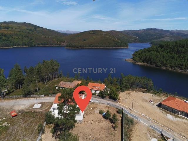 Casa venda em Venda Nova e Pondras, Montalegre