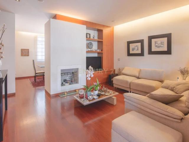 Casa venda em Porto, Lordelo Do Ouro