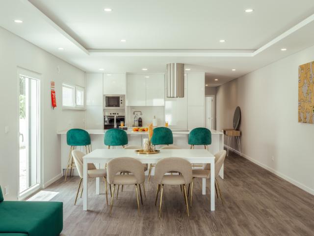 Casa alugar em Laranjeiras, Seixal