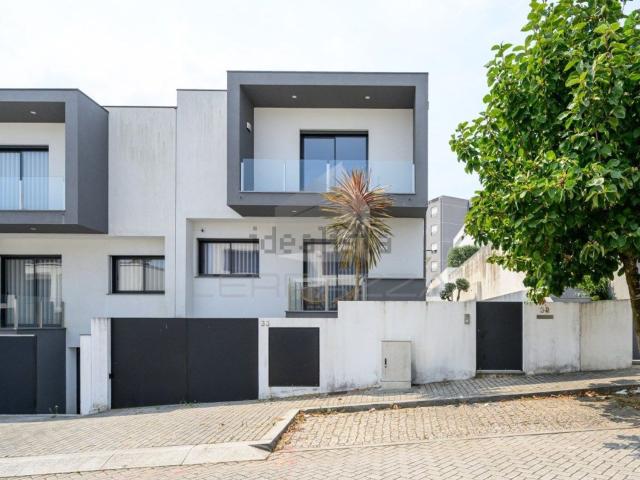 Casa venda em Fânzeres e São Pedro da Cova, Gondomar
