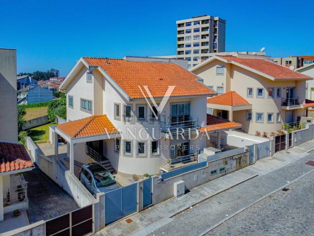 Casa venda em Vale de Ferreiro, Gondomar