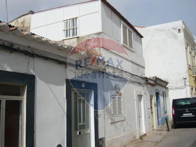 Casa venda em Faro (Sé e São Pedro), Faro
