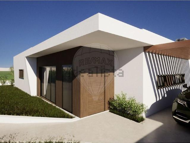 Casa venda em Ourém, Santarém