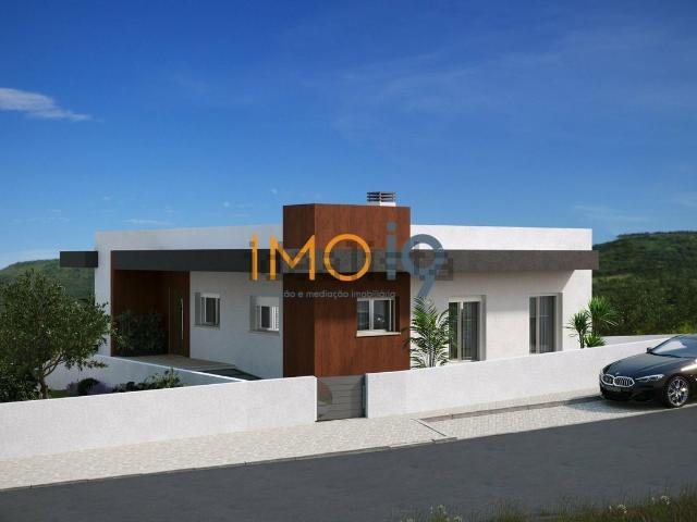 Casa venda em Ourém, Santarém