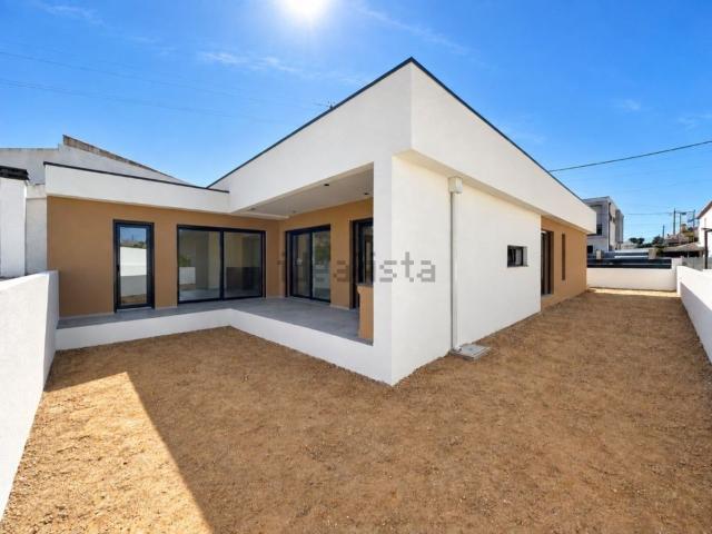 Casa venda em Fernão Ferro, Seixal
