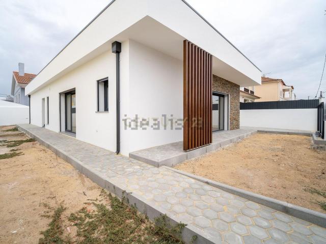 Casa venda em Fernão Ferro, Seixal