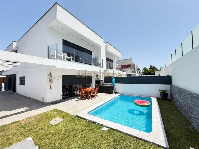 Casa alugar em Seixal, Fernão Ferro