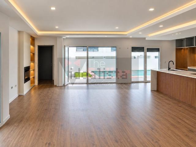 Casa venda em Fernão Ferro, Seixal