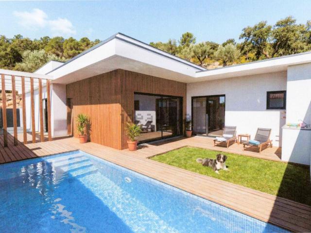 Casa venda em Fernão Ferro, Seixal
