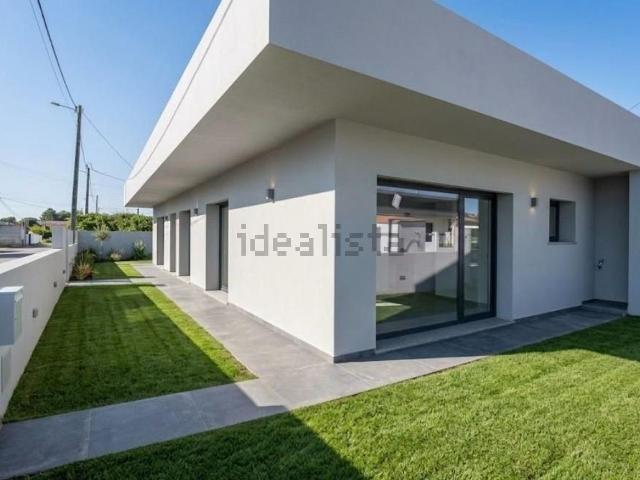 Casa venda em Fernão Ferro, Seixal