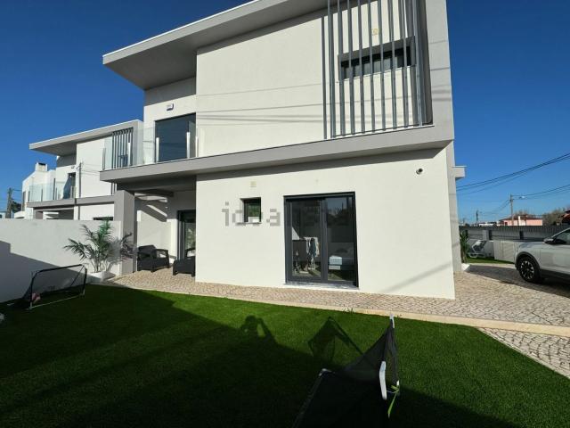 Casa alugar em Seixal, Fernão Ferro
