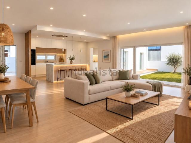 Casa venda em Fernão Ferro, Seixal