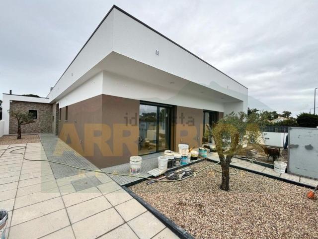 Casa venda em Fernão Ferro, Seixal
