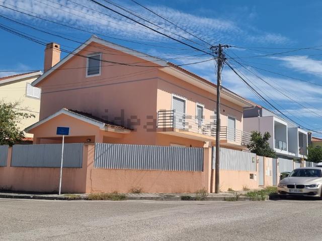 Casa venda em Seixal, Fernão Ferro