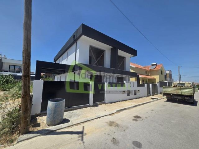 Casa venda em Seixal, Fernão Ferro