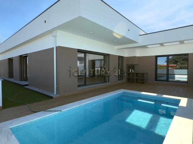 Casa venda em Fernão Ferro, Seixal