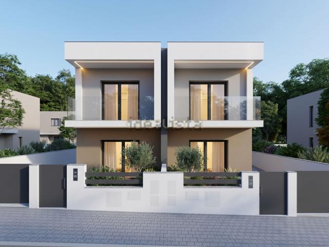 Casa venda em Fernão Ferro, Seixal