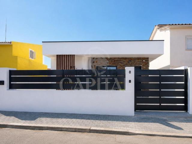 Casa venda em Fernão Ferro, Seixal