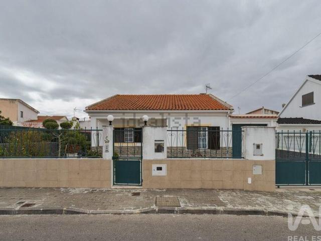Casa venda em Fernão Ferro, Seixal
