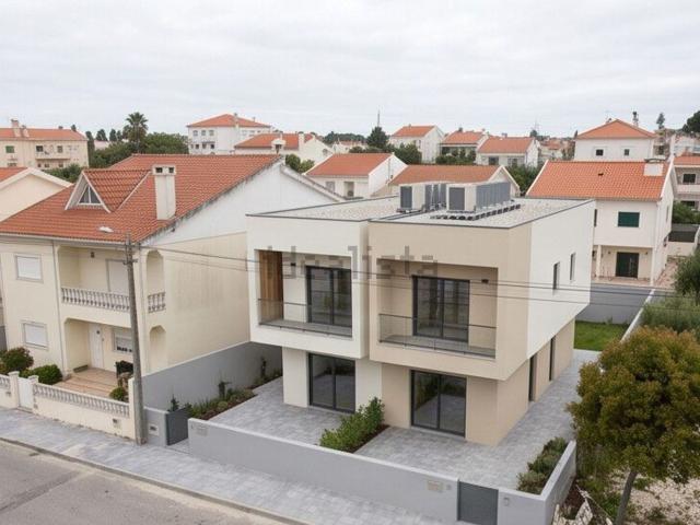 Casa venda em Fernão Ferro, Seixal