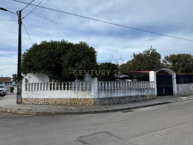 Casa venda em Laranjeiras, Seixal