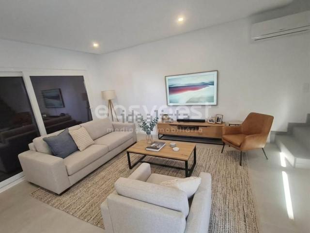 Casa venda em Fernão Ferro, Seixal